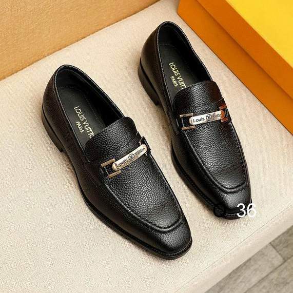 Picture of Louis Vuitton Shoes _SKULVsz38-45AH081113122